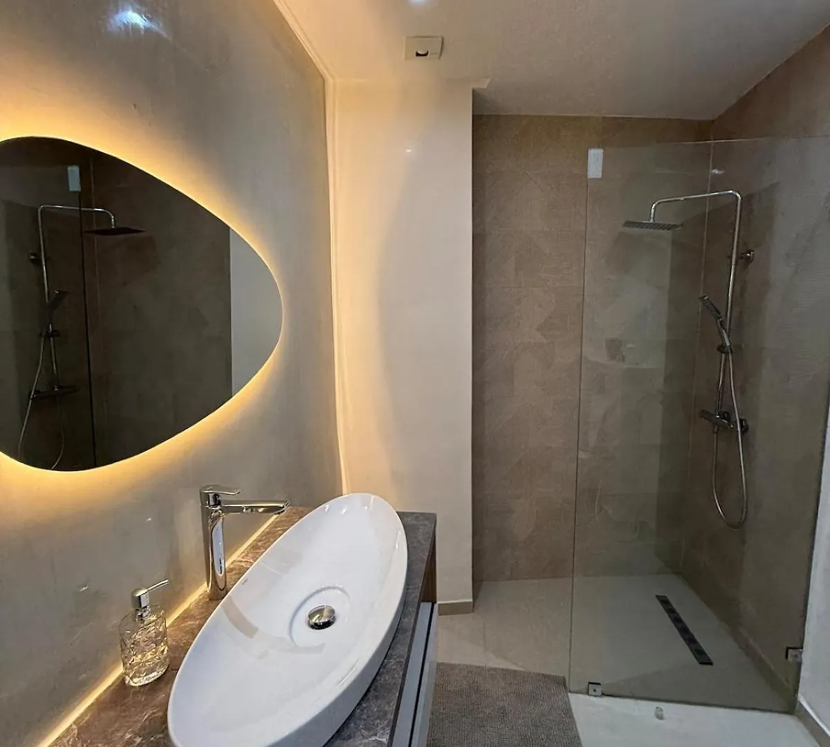 Elegant Apartment Racine Bd Almassira Casablanca